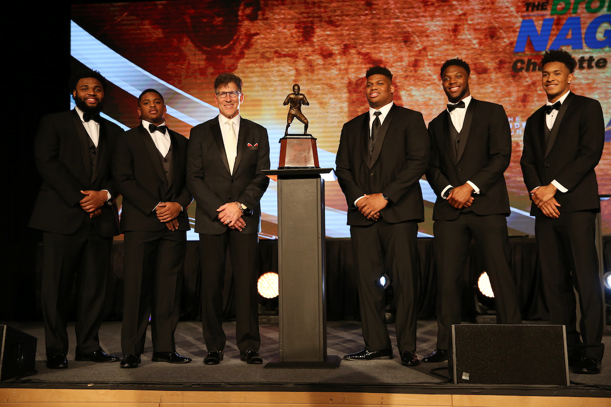 Josh Allen wins the 2018 Nagurski Defensive Player of the Year.  

Photo by Britney Howard  | UK Athletics