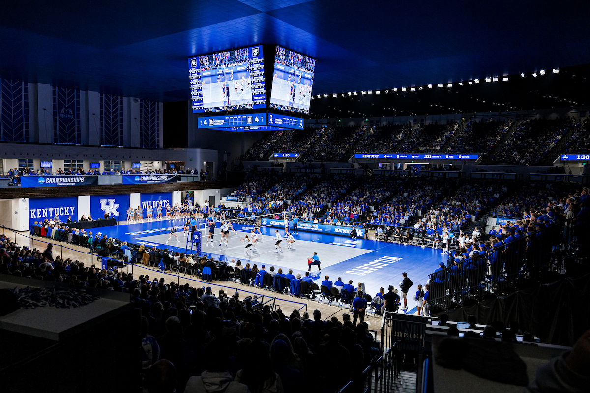 Skinner, Cats Thankful for Big Blue Nation