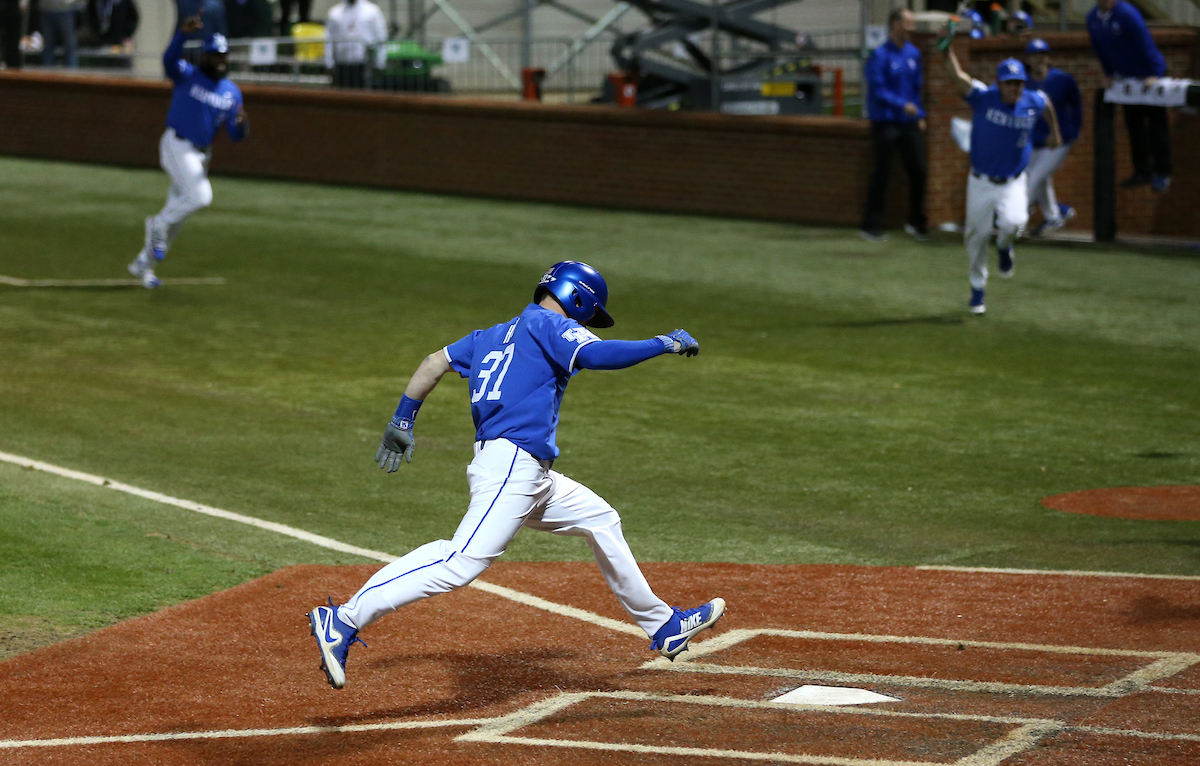 Cam Hill

The University of Kentucky baseball team defeats Western Kentucky University 4-3 on Tuesday, February 27th, 2018 at Cliff Hagan Stadium in Lexington, Ky.


Photo By Barry Westerman | UK Athletics