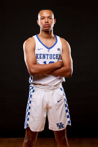 Go behind the scenes at Kentucky men's basketball photo day.