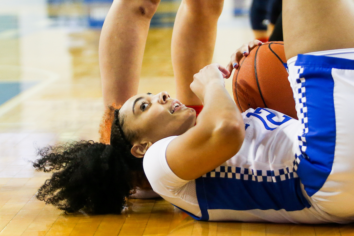 Treasure Hunt.

Kentucky beats Samford 88-54.

Photo by Hannah Phillips | UK Athletics