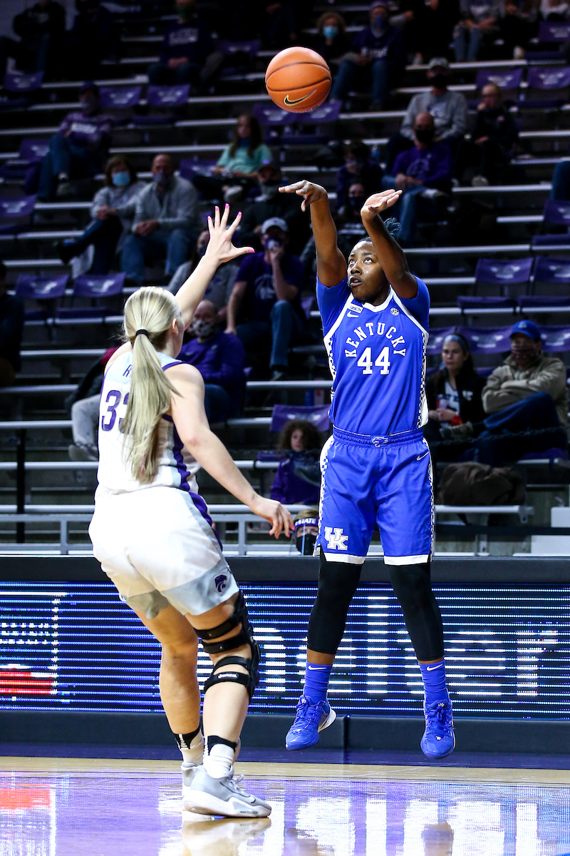 Dreuna Edwards.  

Kentucky beat Kansas State 60-49.

Photo by Eddie Justice | UK Athletics