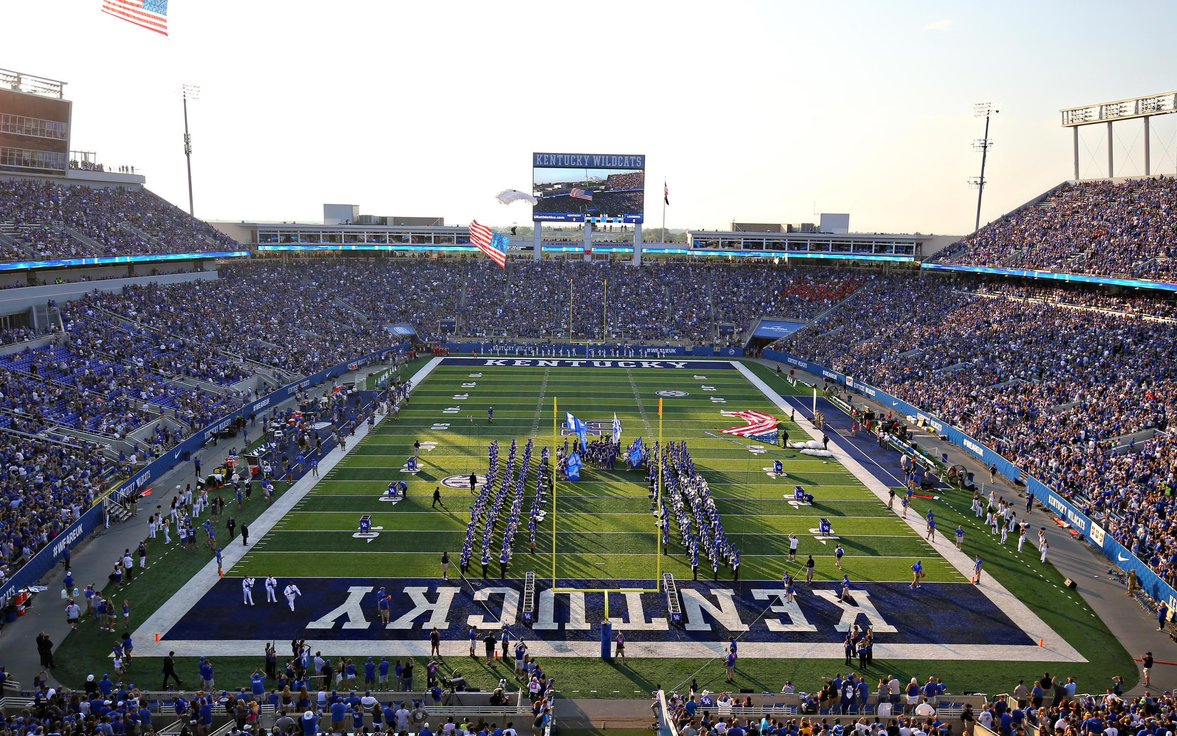 Cats Asking for Difference-Making Crowd for Louisville Showdown