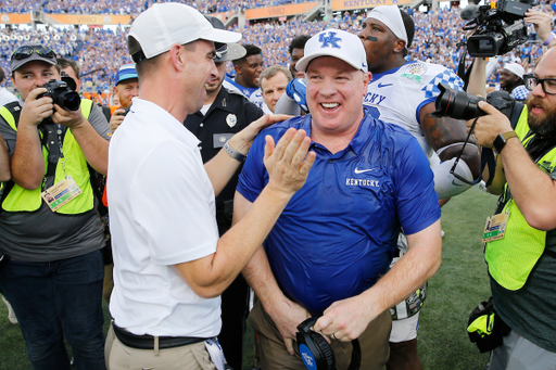 Mark Stoops

The UK Football team beat Penn State 27-24 in the Citrus Bowl.

Photo by Michael Reaves | UK Athletics
