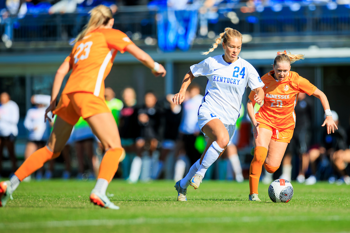 Women’s Soccer Faces Tennessee in Opening Round of SEC Tournament