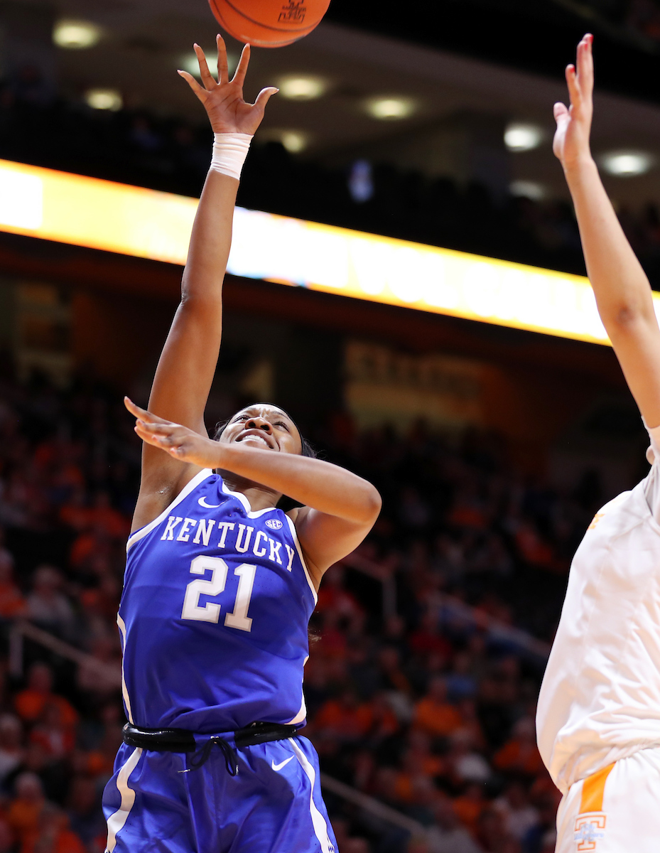 Ogechi Anyagaligbo
The UK Women's Basketball team beats Tennessee 73-71. 

Photo by Britney Howard  | UK Athletics