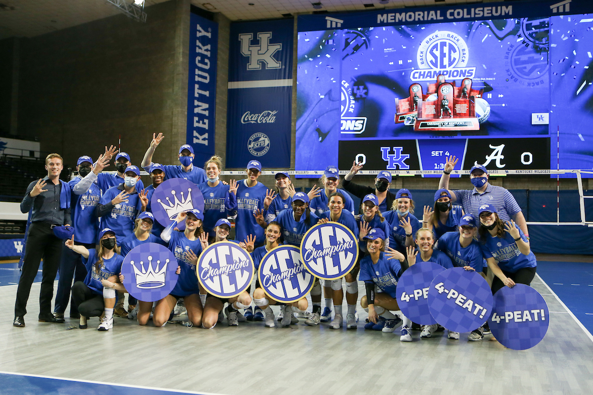 Team and staff.

Kentucky sweeps Alabama 3-0 and wins SEC Championship.

Photo by Hannah Phillips | UK Athletics