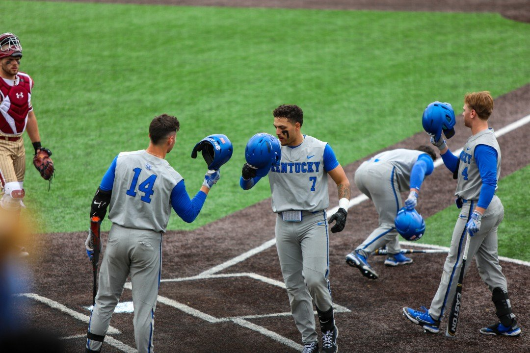 Blackjack! Kentucky Puts Up 21 Runs to Sweep Southern Illinois