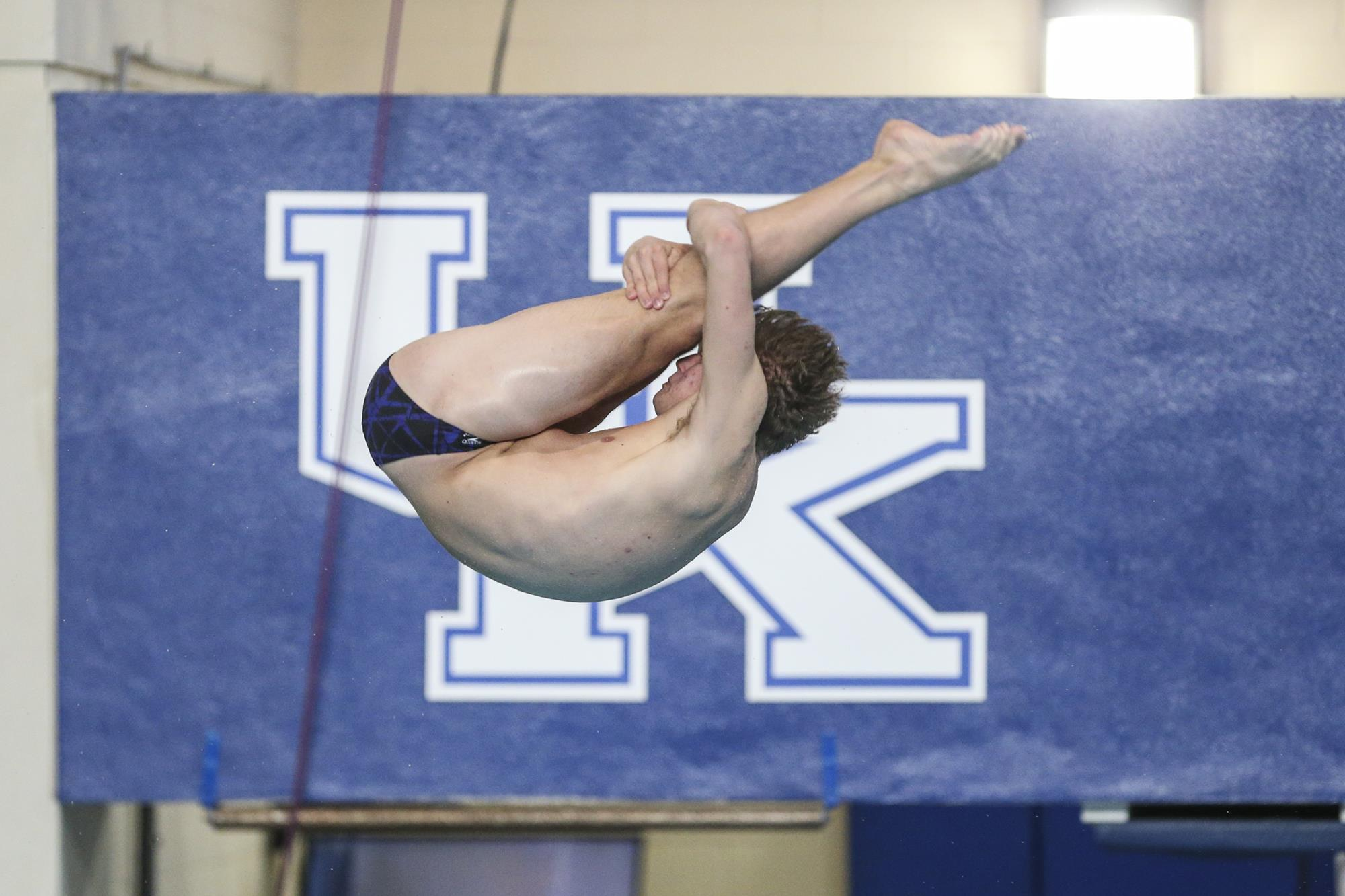 Freshman Duncan Secures Bid to First NCAA Championships