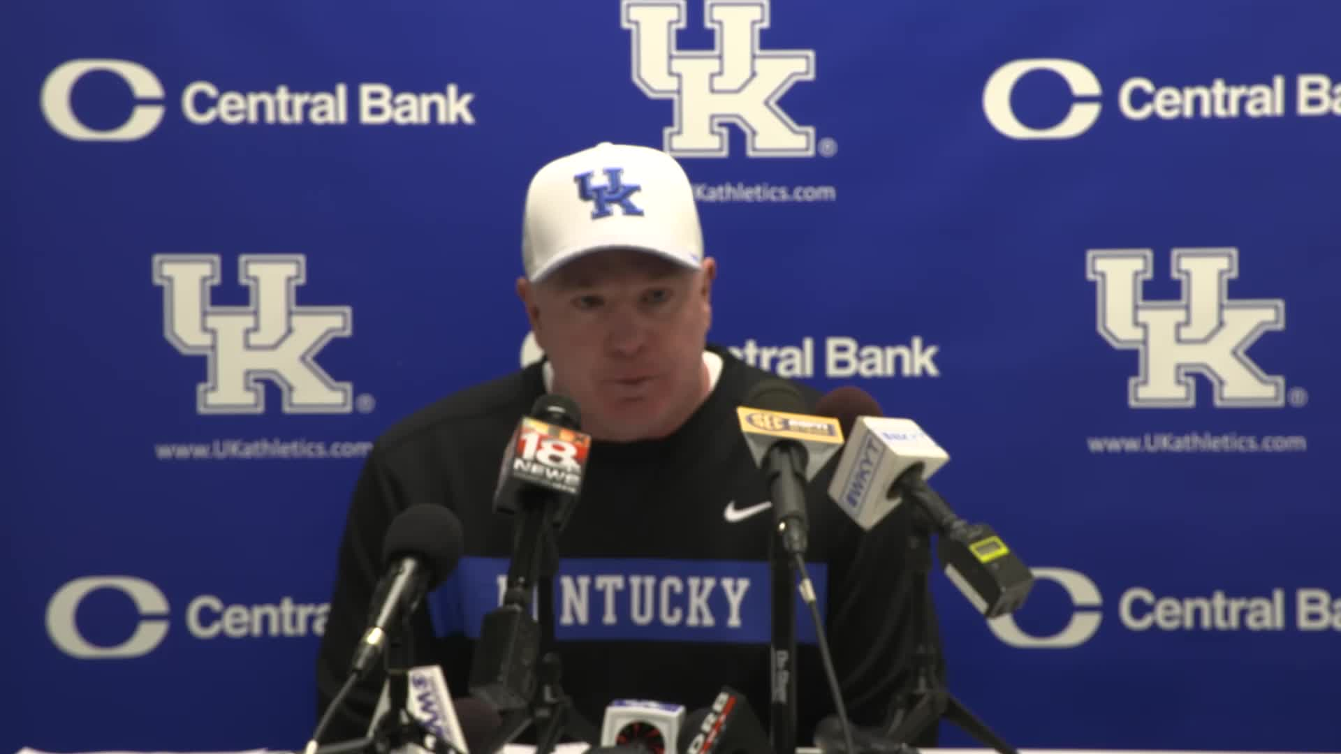 FB: Coach Stoops - Tennessee Postgame