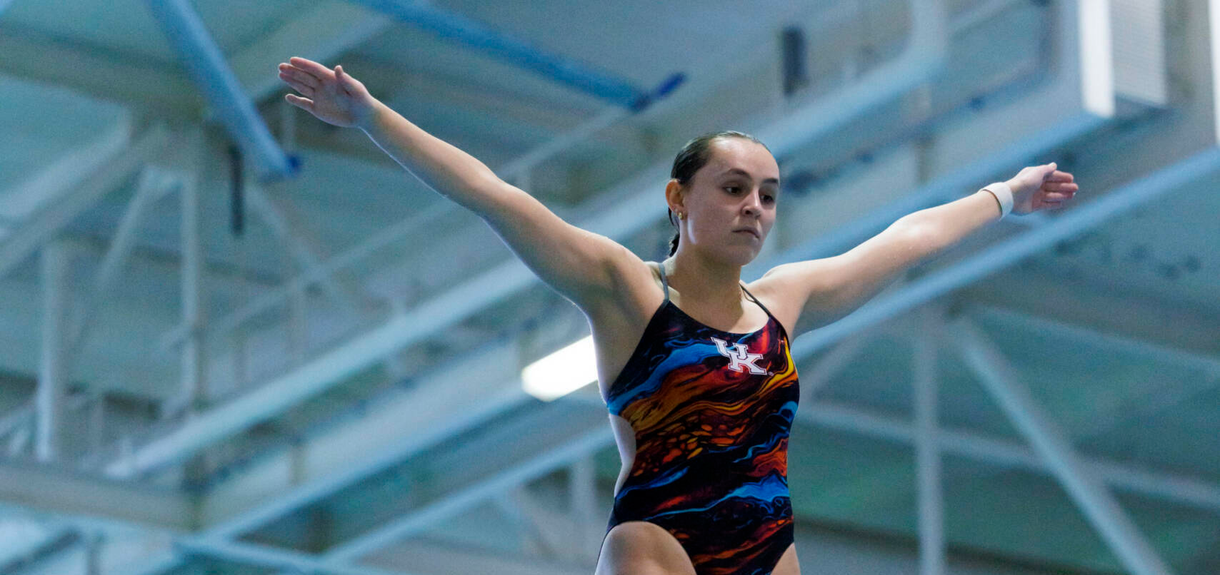 Avery Giese Qualifies for NCAA Championship on Day One of Zones