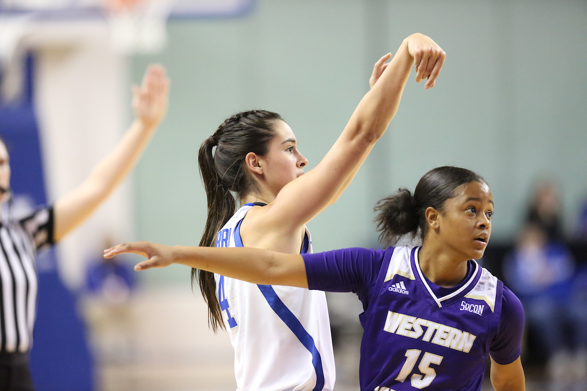 Maci Morris

Women's Basketball defeats WCU on Tuesday, December 18, 2018. 

Photo by Noah J. Richter | UK Athletics