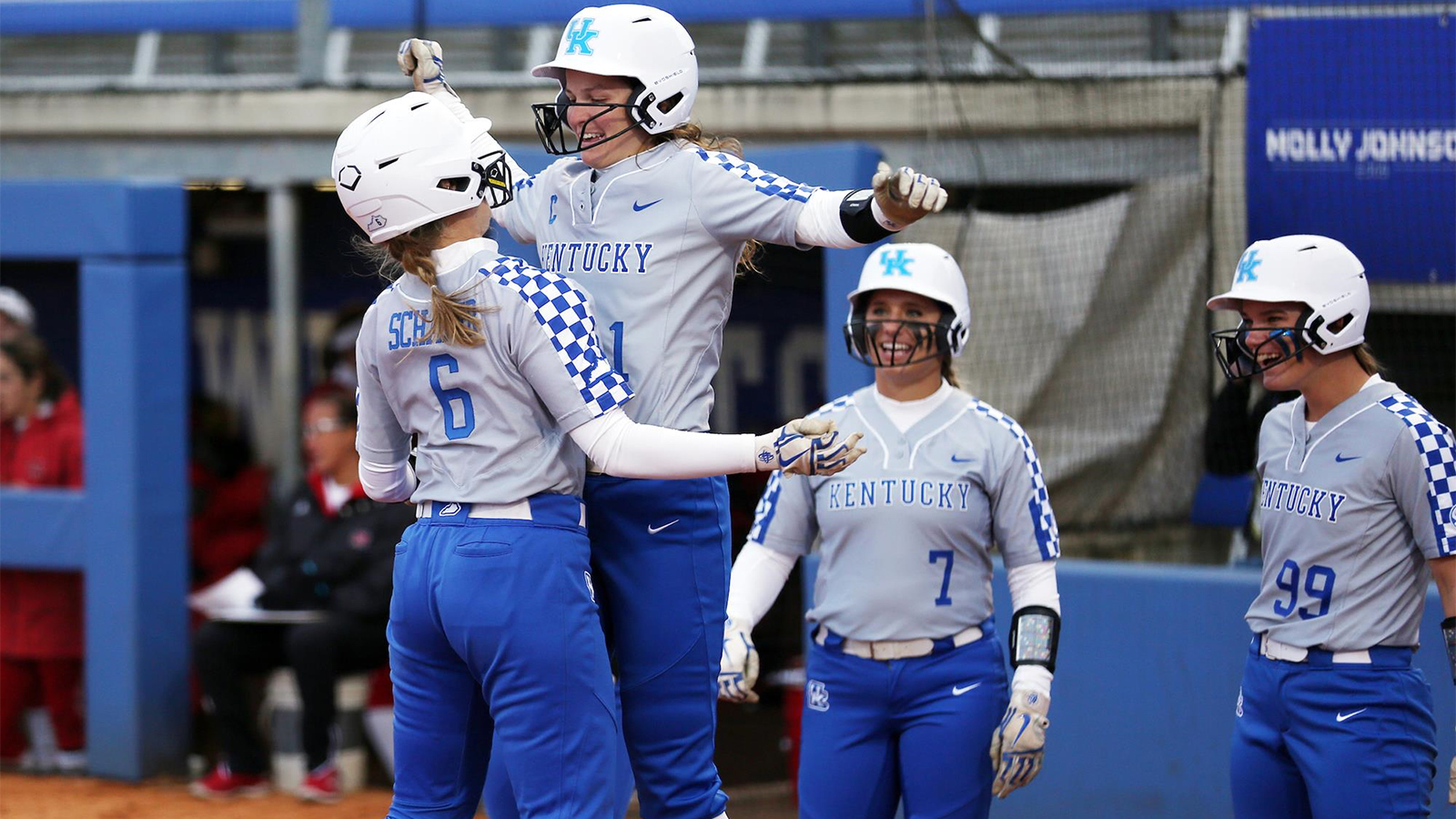 Kentucky Hosts Mississippi State to Open 2019 SEC Home Slate