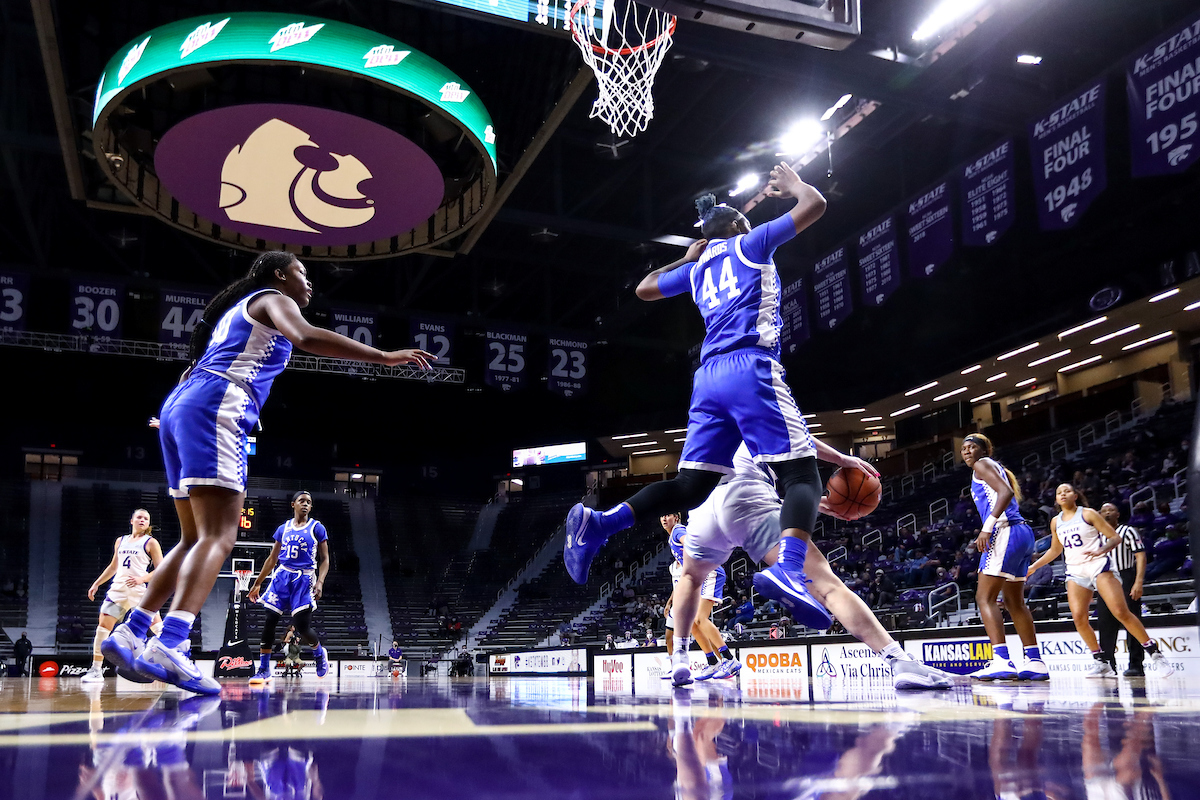 Dreuna Edwards.  

Kentucky beat Kansas State 60-49.

Photo by Eddie Justice | UK Athletics