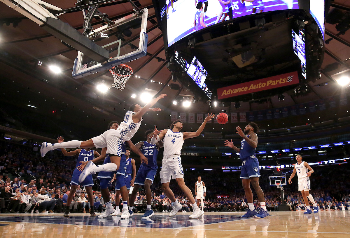Nick Richards and PJ Washington. 

UK falls to Seton Hall 84-83. 


Photo By Barry Westerman | UK Athletics