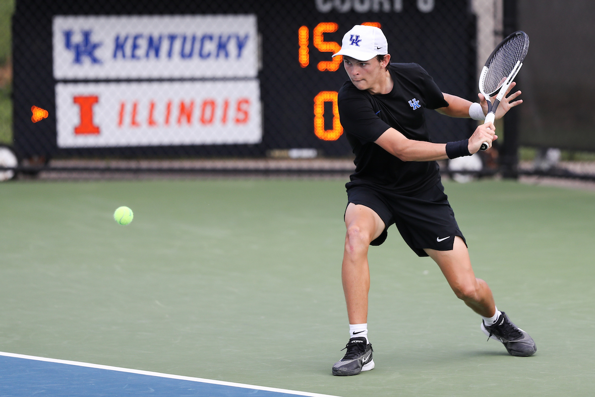 Kentucky-Illinois Men's NCAA Tennis Photo Gallery