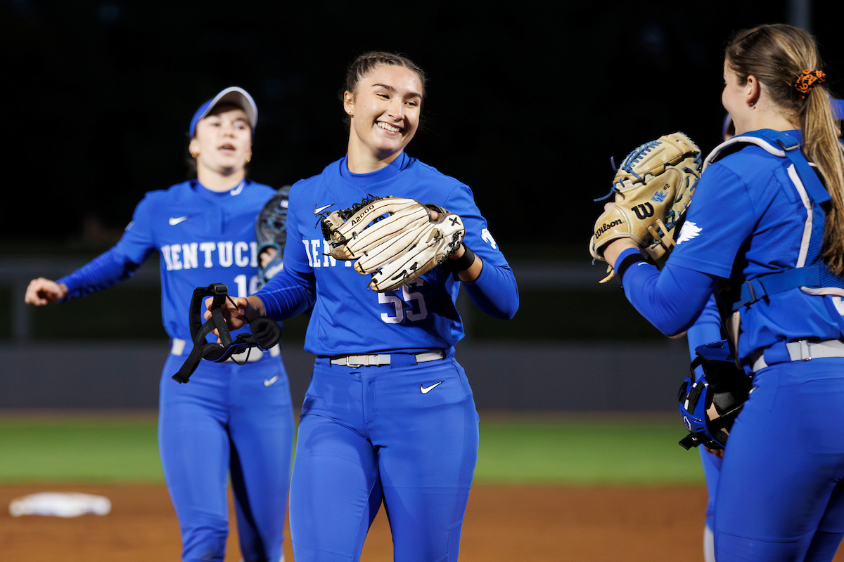 Mauck’s First-Career Home Run Lifts Kentucky to Friday Split