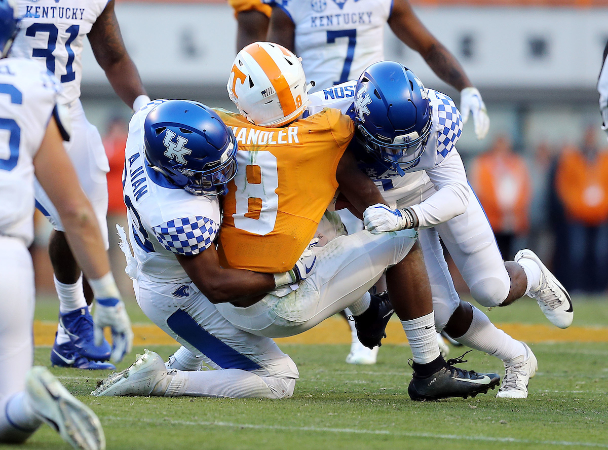 Tyrell Ajian


Football falls to Tennessee 24-7.

Photo by Britney Howard  | UK Athletics