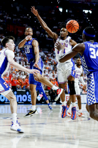 Davion Mintz. Oscar Tshiebwe.

Kentucky beat Florida 71-63 in Gainesville.

Photos by Chet White | UK Athletics