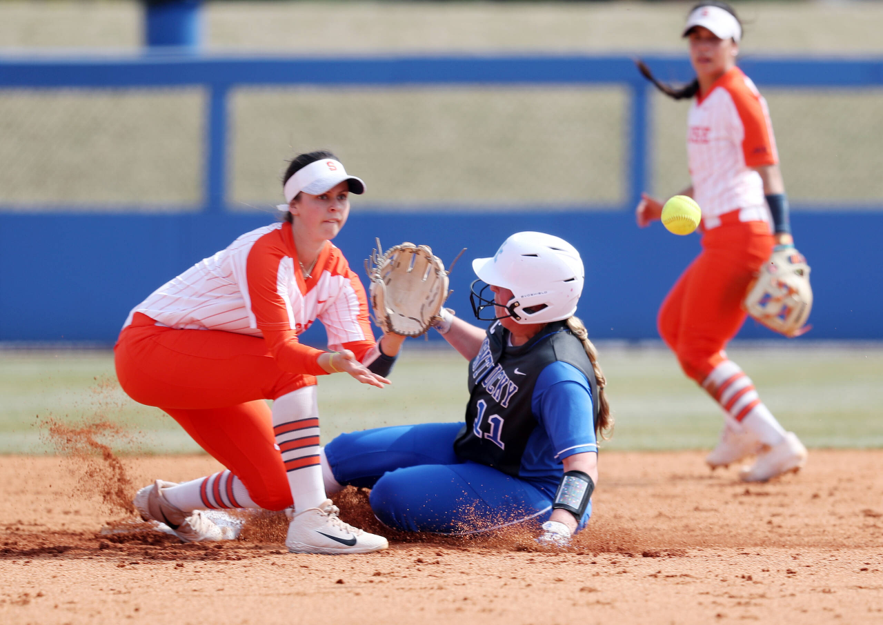 Abbey Cheek

The UK softball team beat Syracuse 13-0 on Wednesday, March 13, 2019.

Photo by Britney Howard | UK Athletics