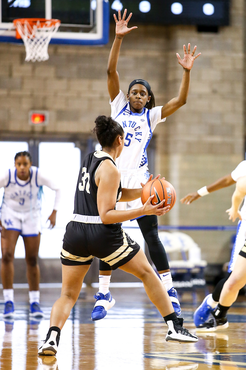 Chasity Patterson. 

Kentucky beats Worfford 98-37.

Photo by Eddie Justice | UK Athletics