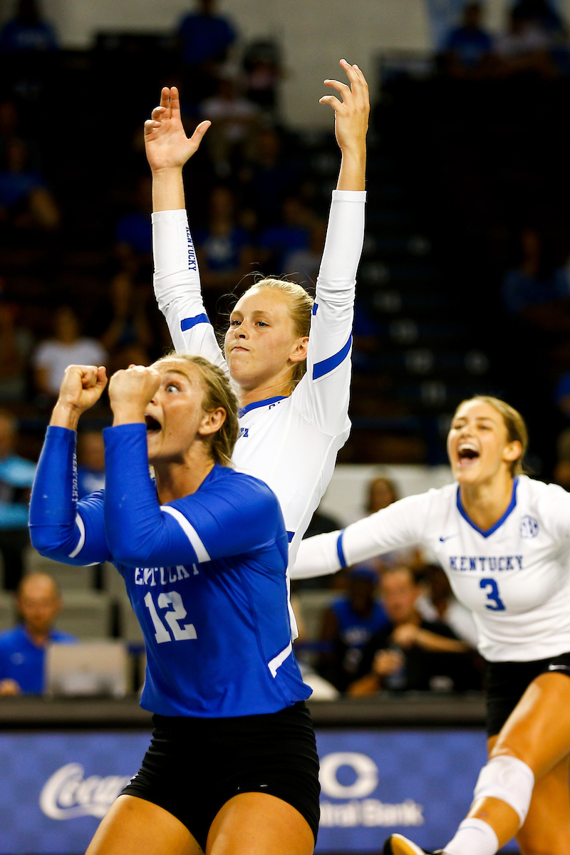 Kentucky-Miss. State VB Photo Gallery