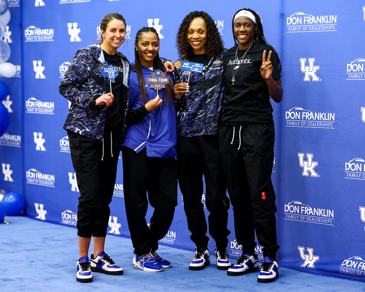 2021 Selection Show. 

Photo by Eddie Justice | UK Athletics