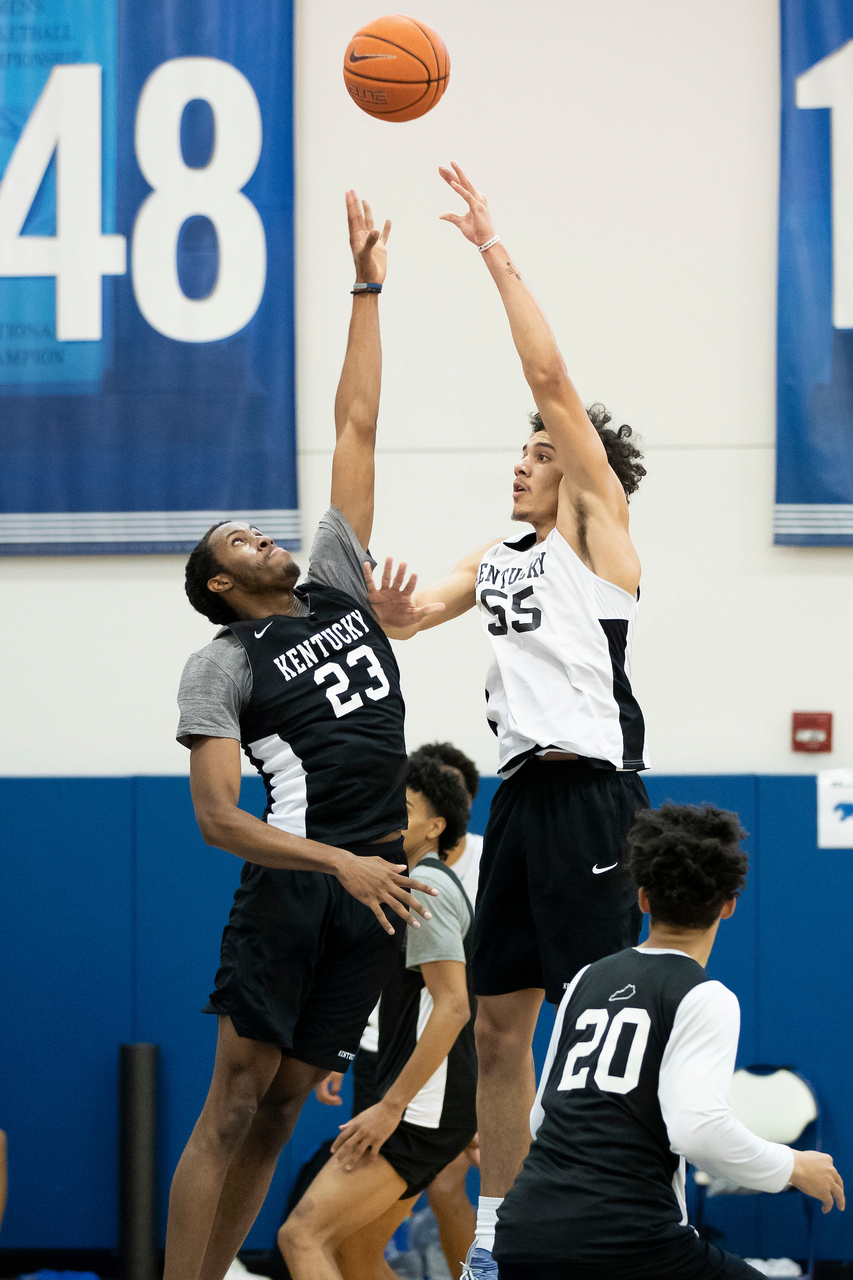 Isaiah Jackson. Lance Ware.

Menâ??s basketball practice. 

Photo by Chet White | UK Athletics