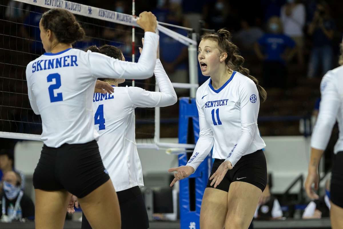 Elise Goetzinger.

Kentucky loses to Creighton 0 - 3.

Photo by Sarah Caputi | UK Athletics