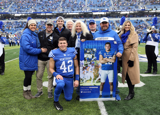 Tristan Yeomans


UK Football beats MTSU 34-23 on Senior Day at Kroger Field. 

Photo by Britney Howard | UK Athletics