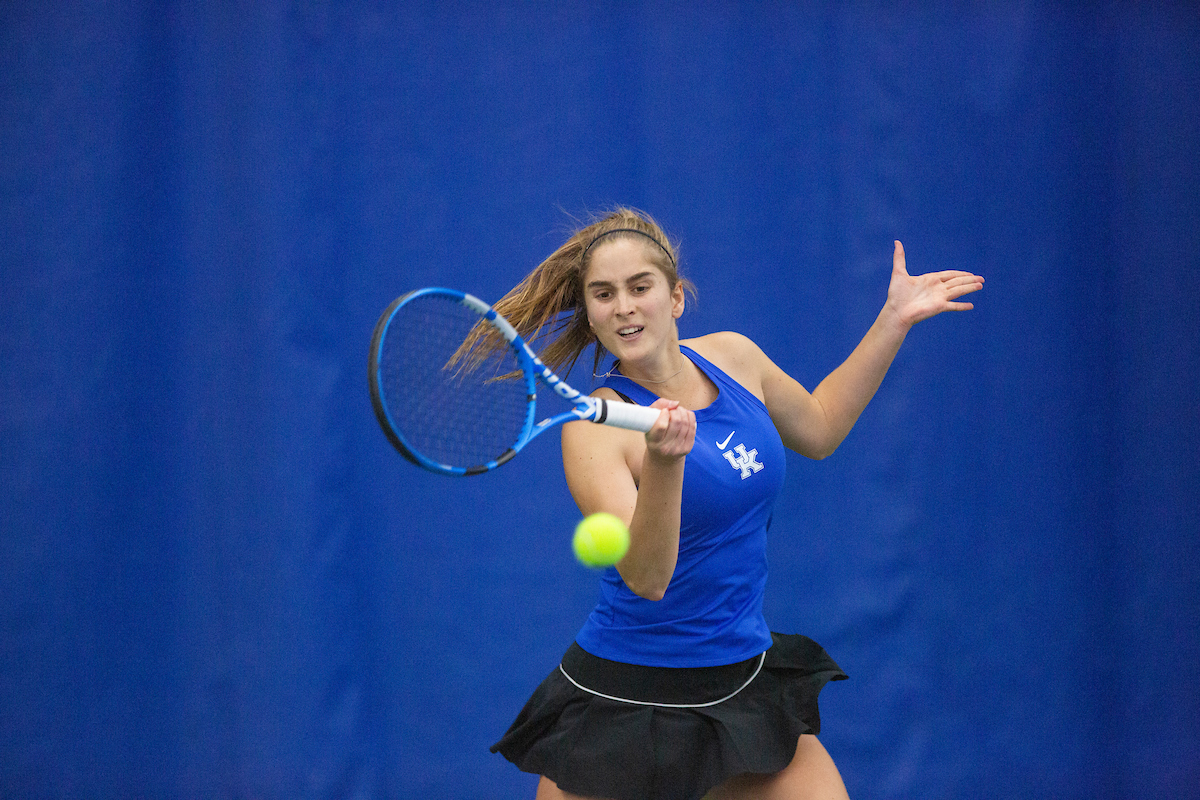 Carlota Molina.

Kentucky defeats Cincinnati 6-1.

Photo by Grace Bradley | UK Athletics