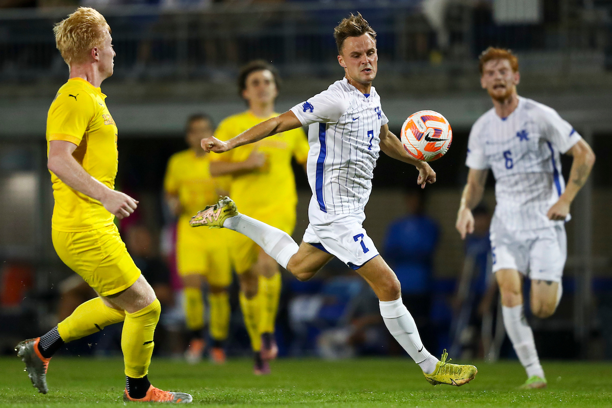 Men’s Soccer Photo Gallery UK Athletics