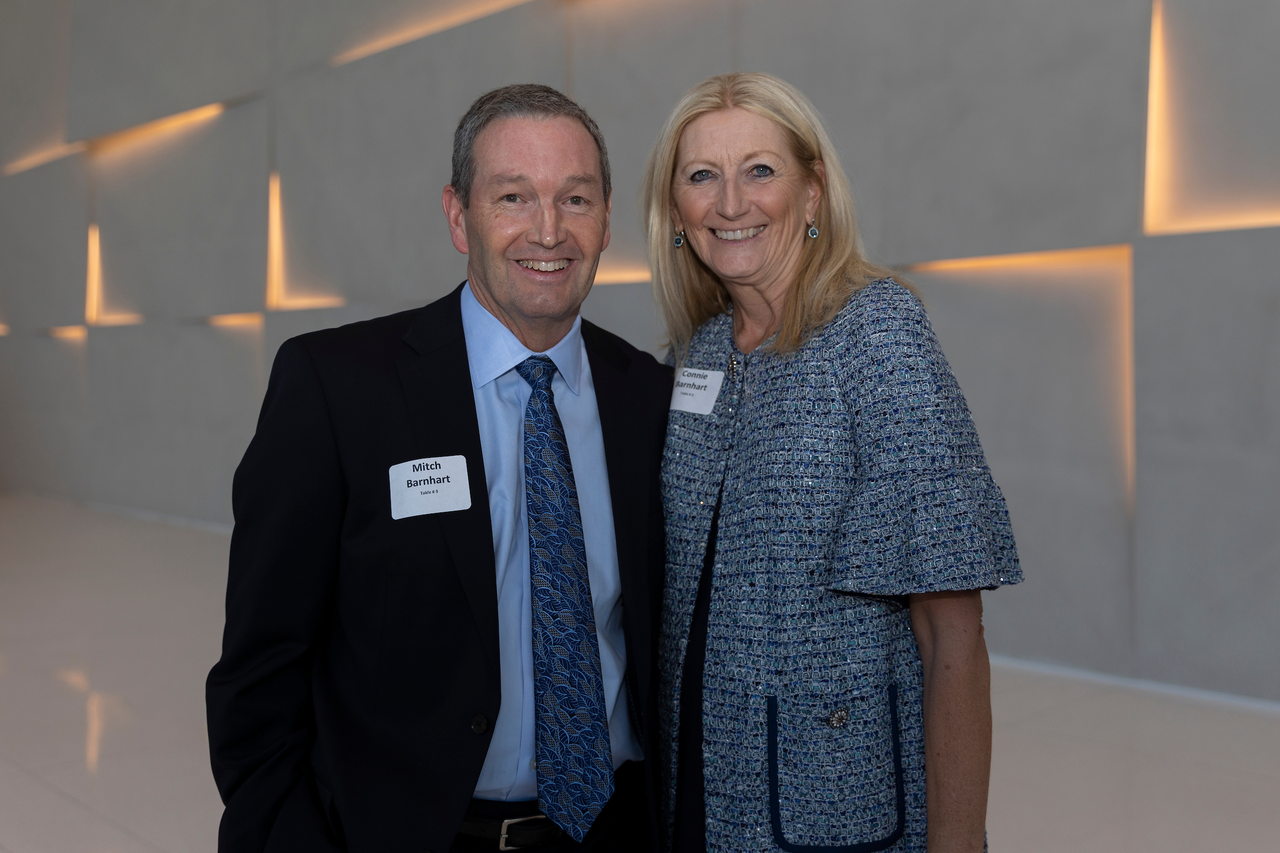Mitch Barnhart. Connie Barnhart.

The 2020 and 2021 UK Athletics Hall of Fame classes were inducted Thursday night at Central Bank Center.

Photo by Grant Lee | UK Athletics