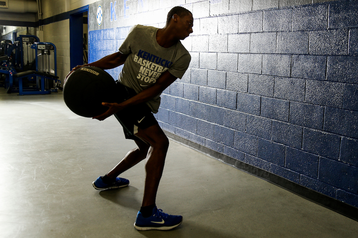 Big Blue Caravan. Somerset, Ky. Somerset Kroger. June 21, 2018.

Photo by Chet White | UK Athletics