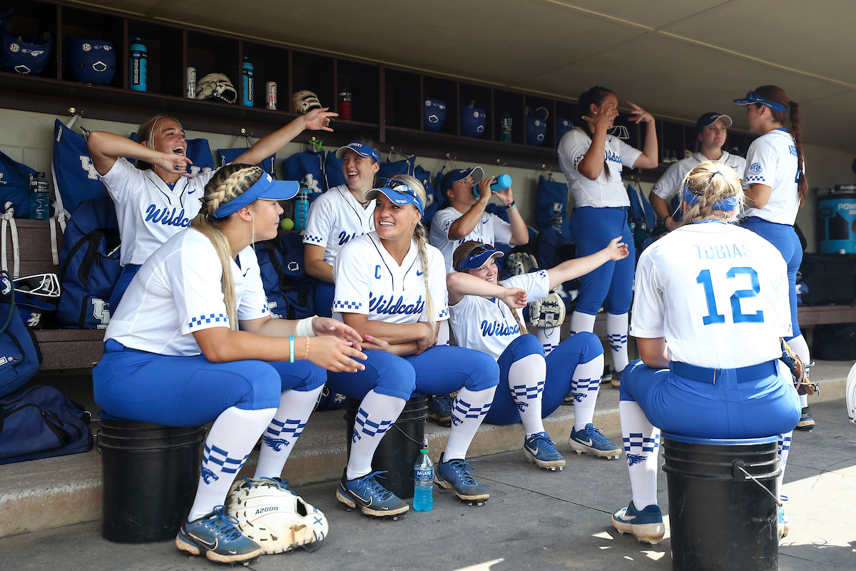 Team.

Kentucky falls to Virginia Tech 2-9.

Photo by Grace Bradley | UK Athletics