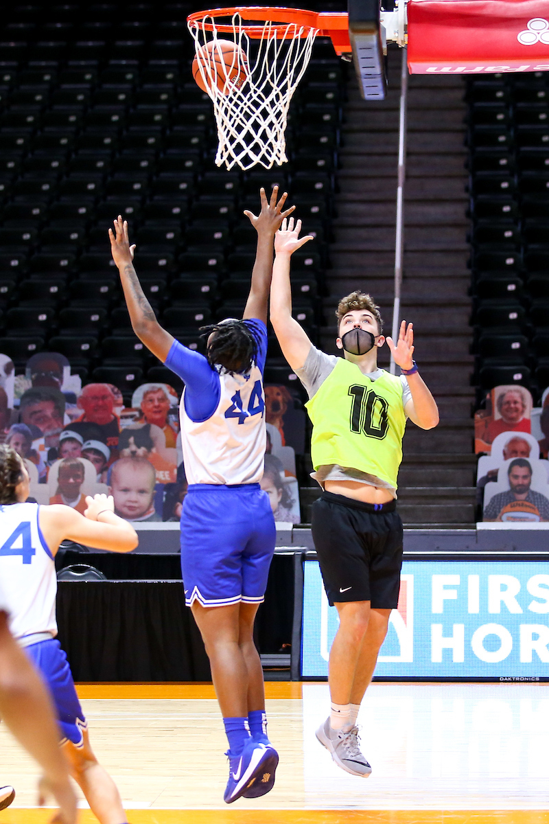Dreuna Edwards. 

Kentucky WBB vs Tennessee Practice.

Photo by Eddie Justice | UK Athletics