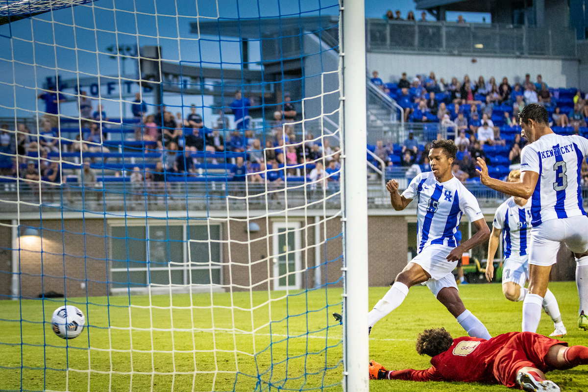 Kentucky defeats Western Michigan 1-0.

Photo by Hani Abu Taha | UK Athletics