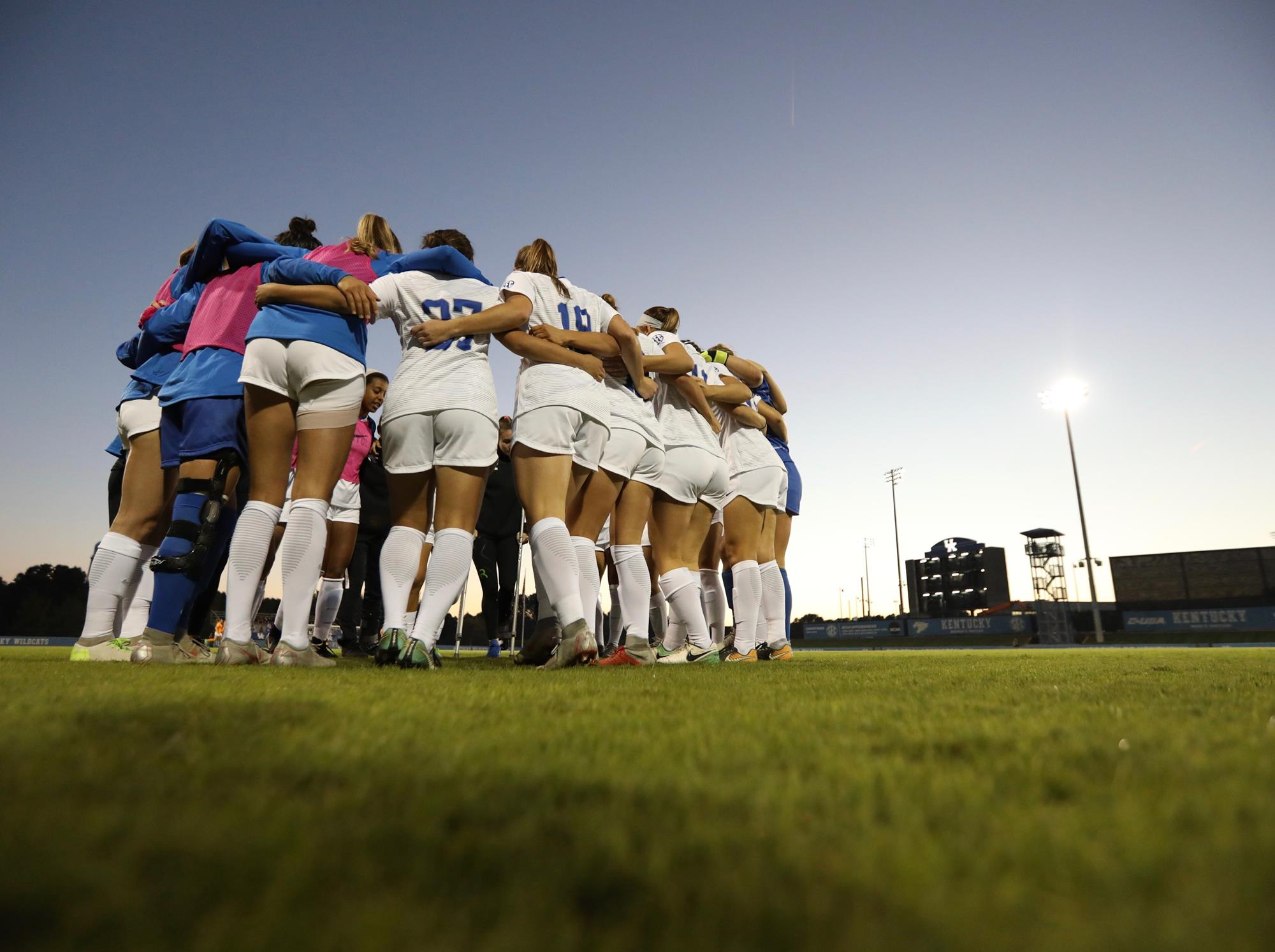 Olding Scores Fourth Goal of Season as No. 12 Tennessee Beats UK