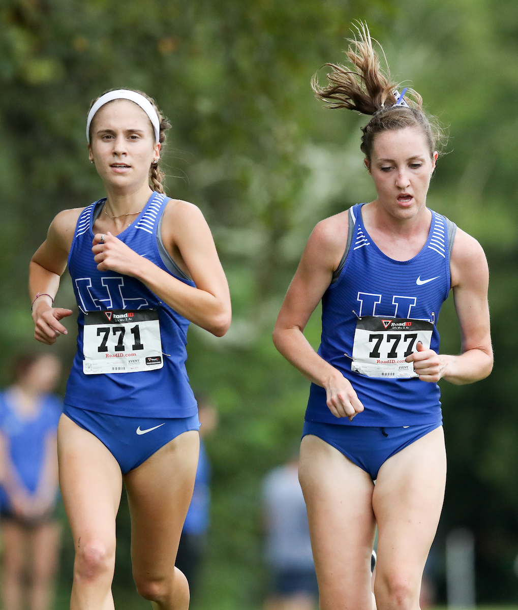 Caitlin SHEPARD. Sophie Carrier.

Bluegrass Invitational.


Photo by Elliott Hess | UK Athletics