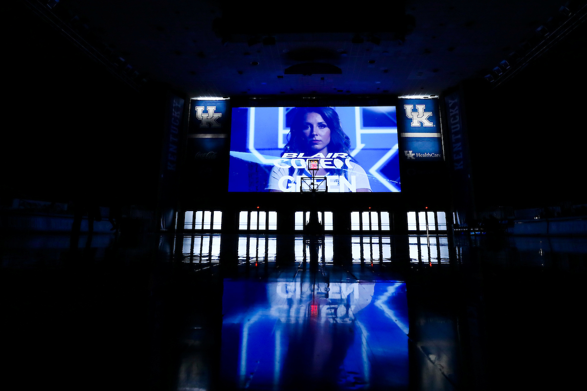 Blair Green.

Women’s blue-white.

Photos by Chet White | UK Athletics