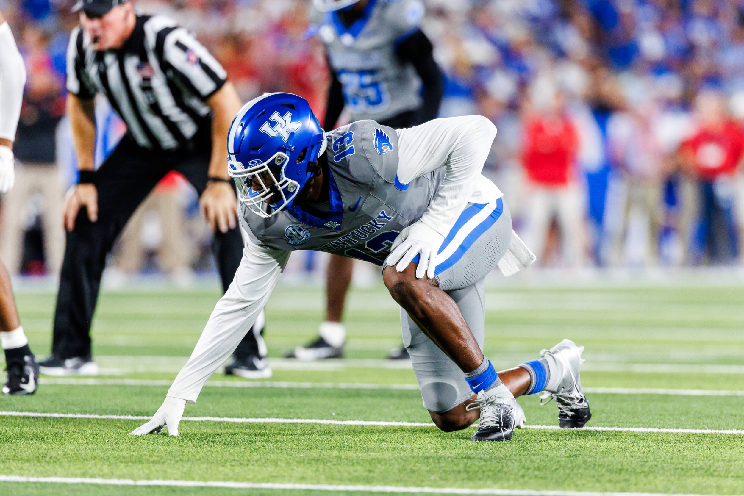 Kentucky’s J.J. Weaver Named to Allstate AFCA Good Works Team