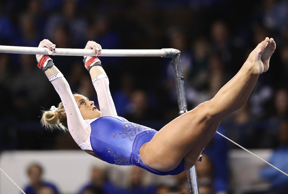 ALEX HYLAND.


Kentucky beats Alabama, 197.200 - 196.800.

Photo by Elliott Hess | UK Athletics