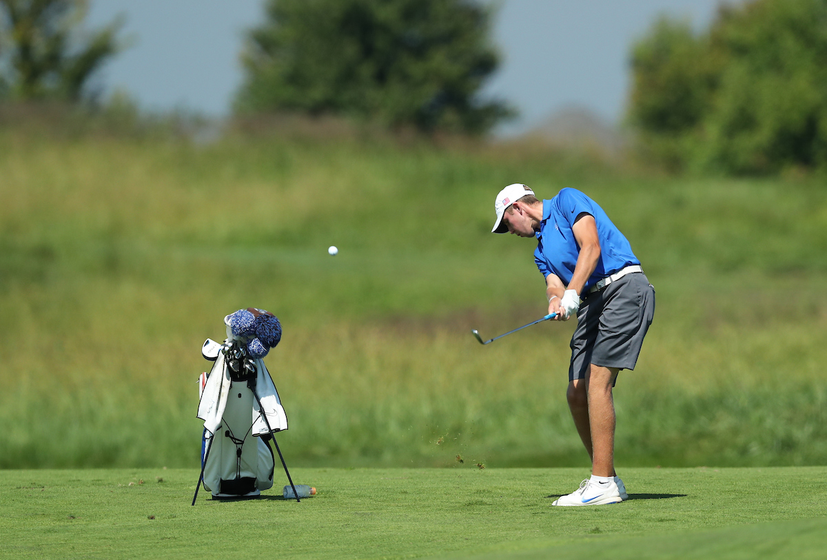 JACOB COOK.

Day one of the Louisville Cardinal Challenge.


Photo by Elliott Hess | UK Athletics
