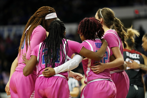 Team

The UK Women's Basketball team beat Arkansas.
Photo by Britney Howard | UK Athletics