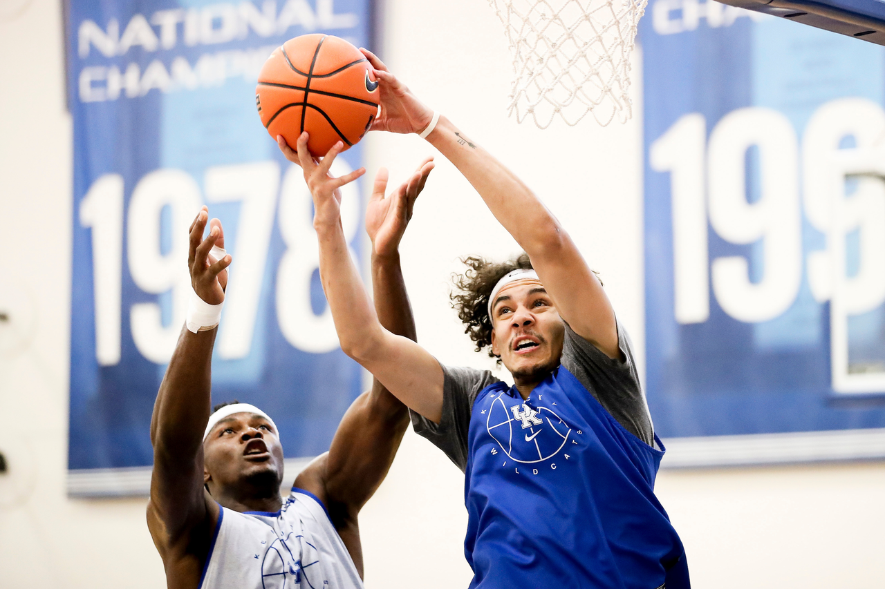 Oscar Tshiebwe. Lance Ware.

First practice of the season.

Photos by Chet White | UK Athletics