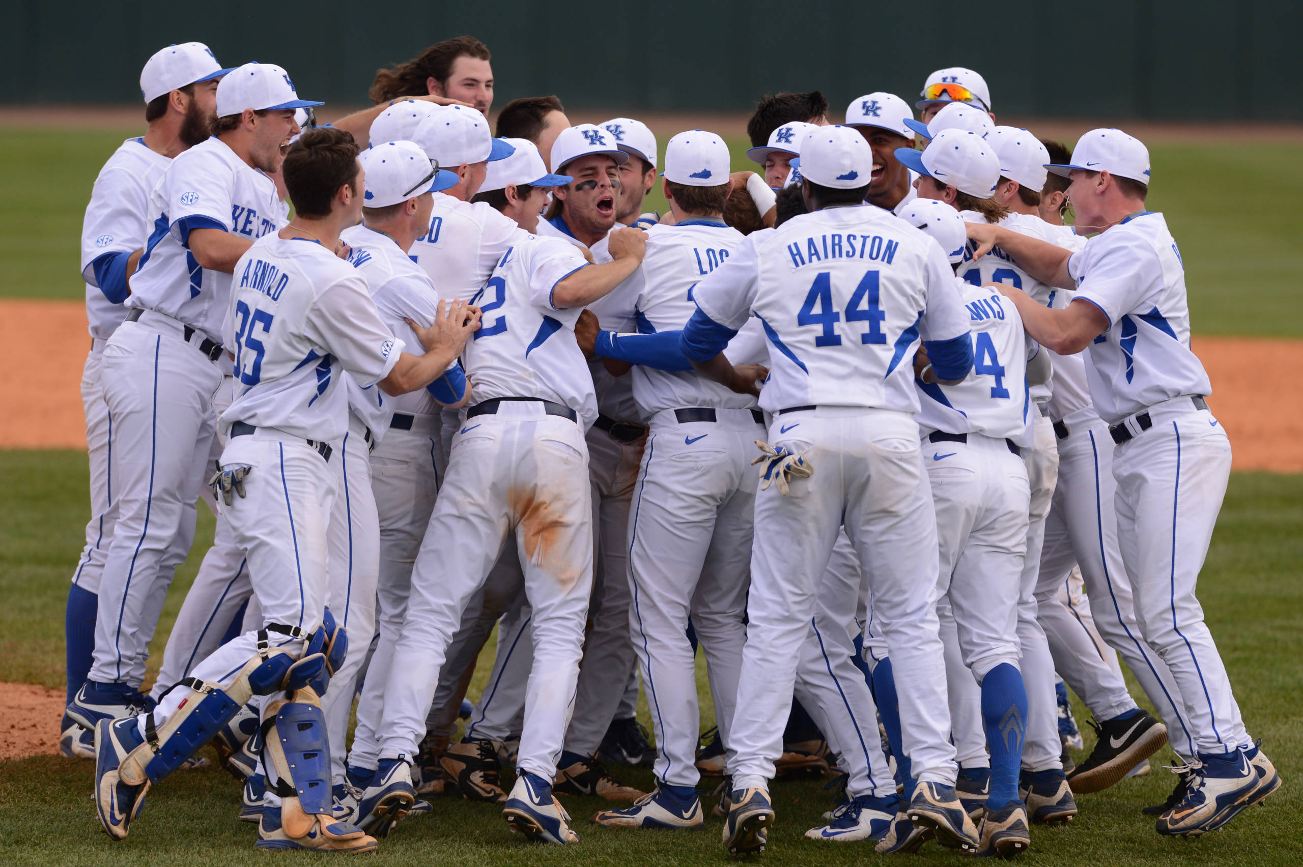 No. 12 Baseball Hosts Pair of Midweek Tilts