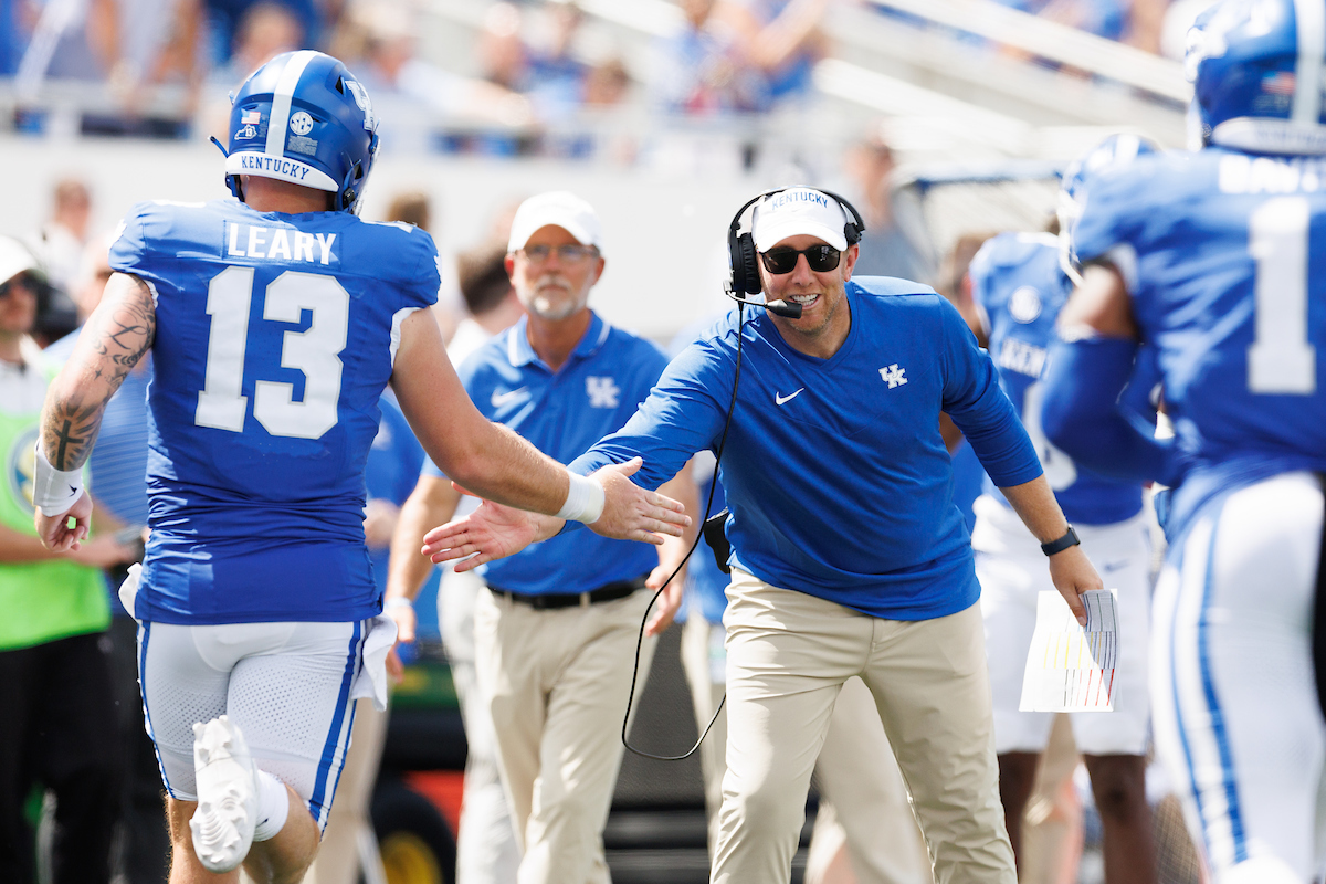 Stoops: JJ Weaver is “week-to-week”