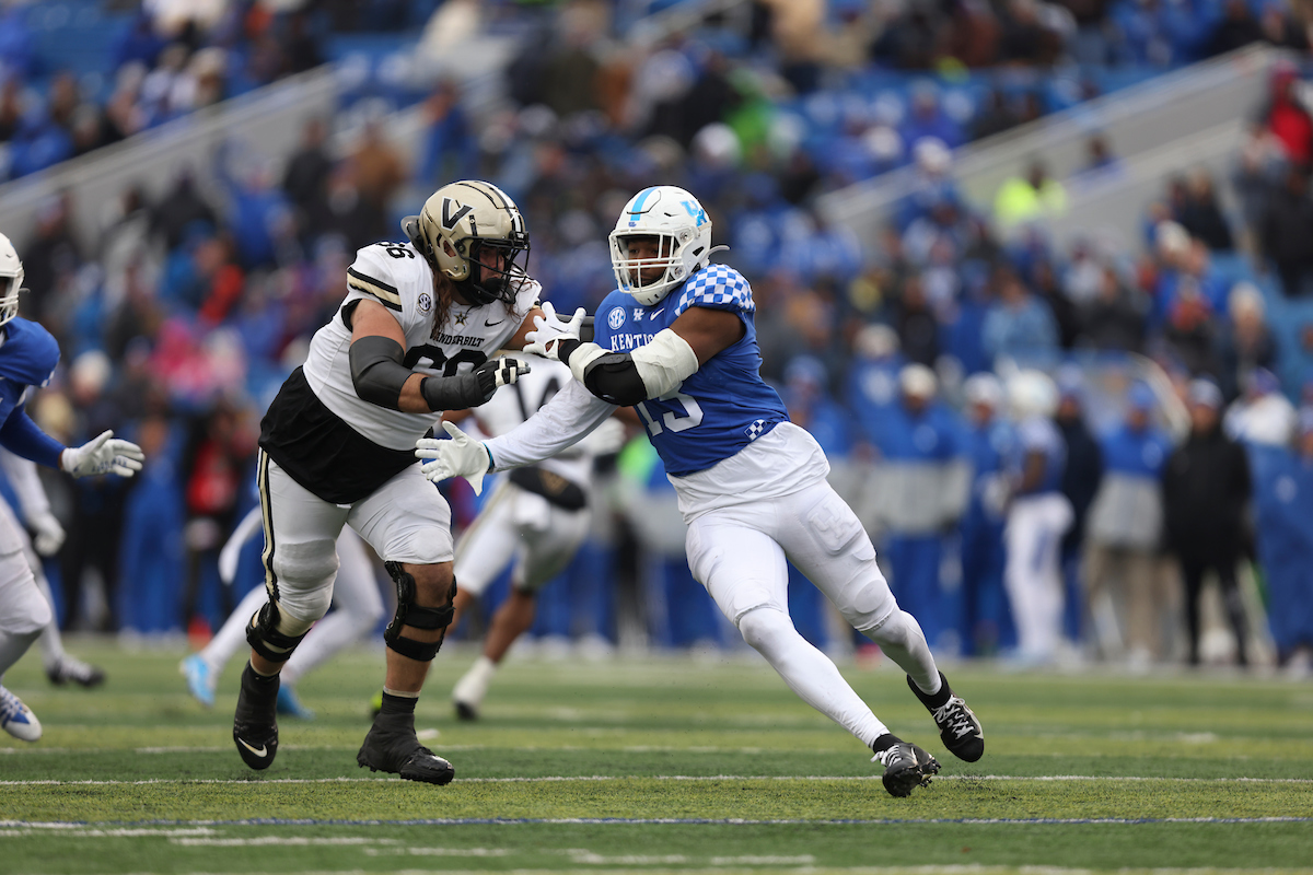 Kentucky Defense Preparing for Talented Georgia Offense