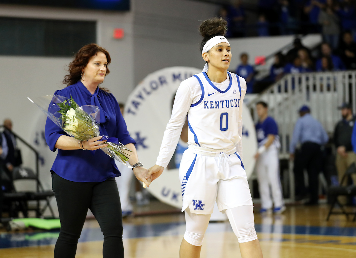 LaShae Halsel

The UK Women's Basketball team beat LSU on Senior Day on Sunday, February 24, 2019.

Photo by Britney Howard | UK Athletics