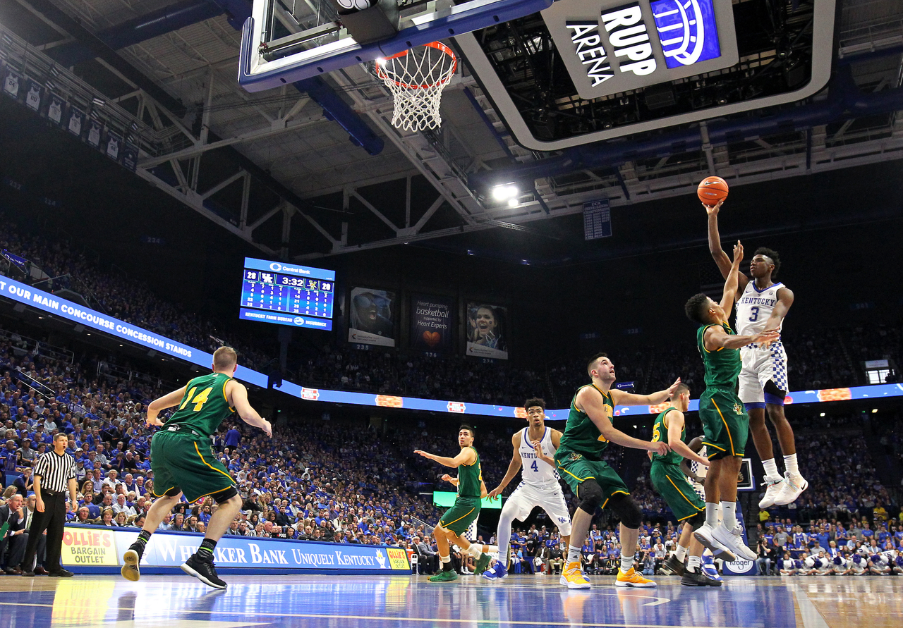 Hamidou Diallo

The University of Kentucky men's basketball team beats Vermont 73-69 on Sunday, November 12, 2017 at Rupp Arena in Lexington, Ky.


Photo By Barry Westerman | UK Athletics